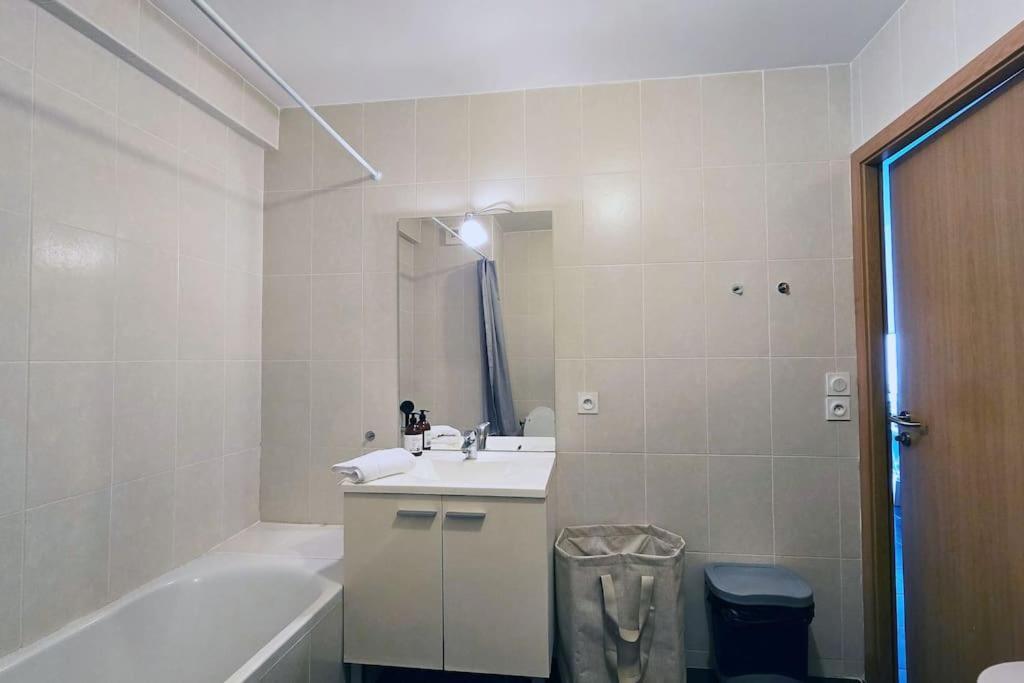 Bnbgones - Le Cosy Saint Louis - Metro Jean Mace Et Saxe Gambetta Lyon Exterior foto